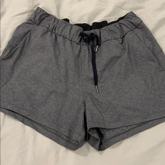 Lululemon grey shorts! Size 10 - Picture 1 of 3
